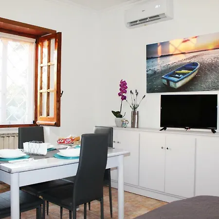 Alessio2 Apartment *